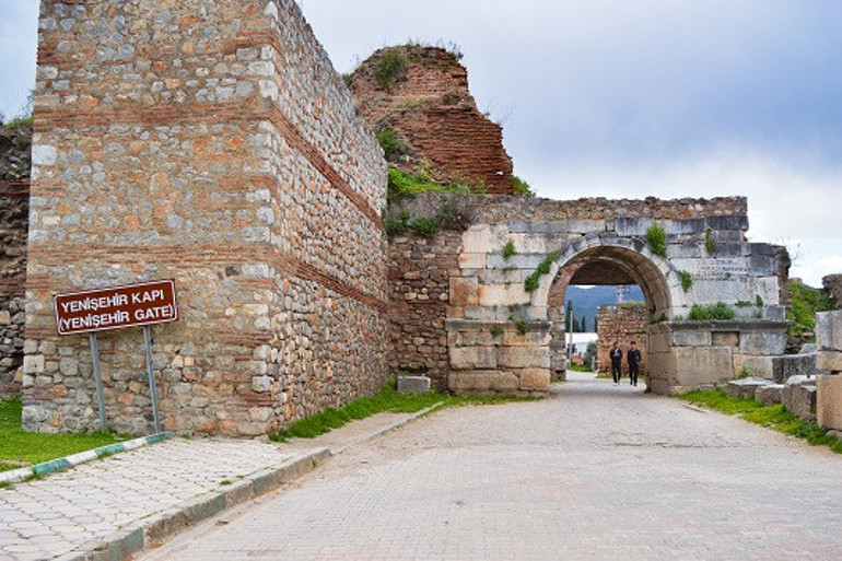 Biraz tarih, biraz doğa, çokça sanat