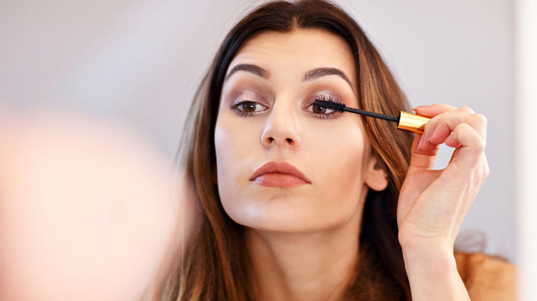 Gözlerinizi Daha Küçük Gösteren Makyaj Hataları