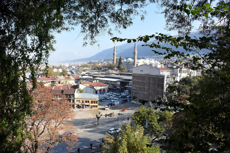 Bursayı kuşatan 700 yıllık zenginlik: Tarihi Çarşı ve Hanlar Bölgesi