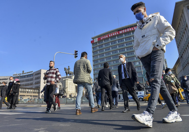 Sigara dumanı varsa açık alanda da risk var