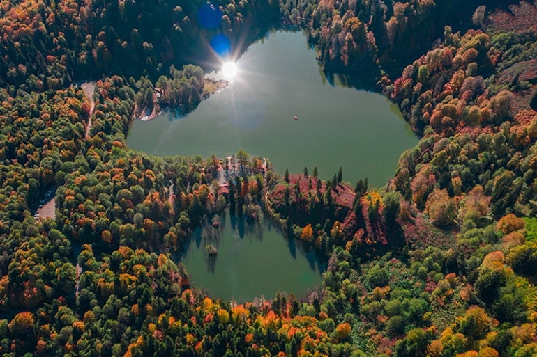 Artvin’de masalsı sonbahar manzaraları