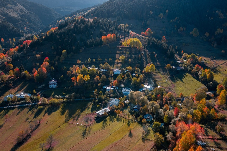 Artvin’de masalsı sonbahar manzaraları