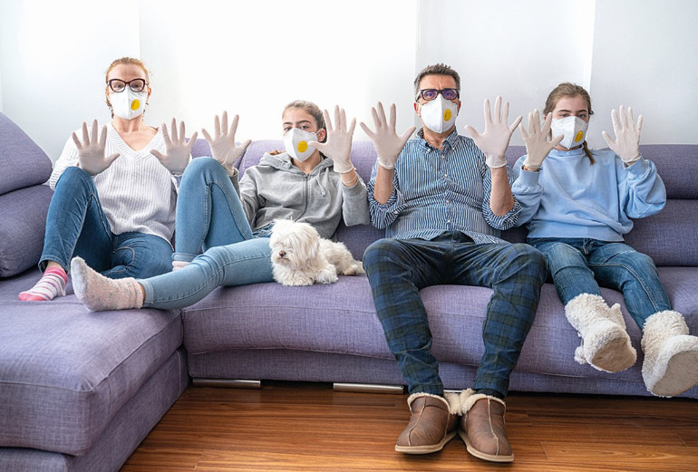 Tek derdimiz telefonu kaybetmekken...