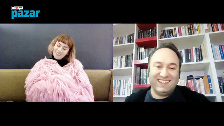 Hayata bir adım at, o sana koşa koşa gelir