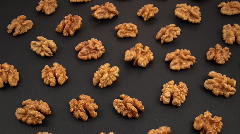 Sağlıklı Bir Cilt İçin Ne Yemeli ve Nelerden Kaçınılmalı