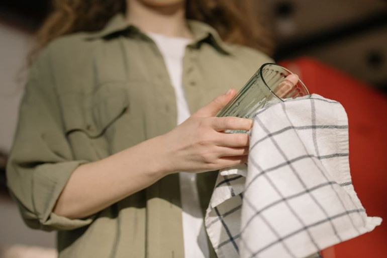 Evde yapabileceğiniz doğal temizlik malzemeleri