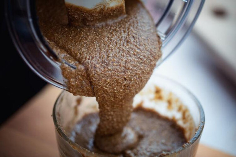 Virüslere karşı bariyer görevi görüyor… İşte ev yapımı doğal boğaz pastili