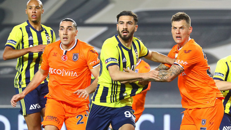 Fenerbahçe - Başakşehir maçı için spor yazarları ne dedi Bahattin Şimşek maça damga vurdu