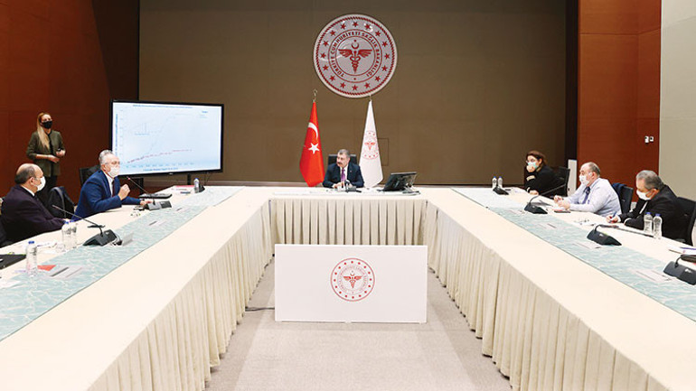 Çin aşısı pazartesi Türkiye’de