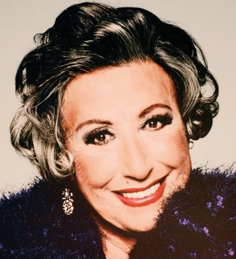 En iyi kadın yorumcu Ajda Pekkan