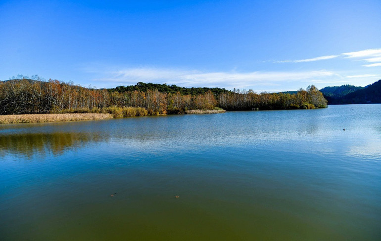Kovada Gölü Milli Parkı, hayran bırakıyor