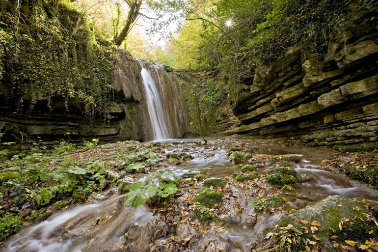 Kışın Karadenizde kartpostallık fotoğraflar çekeceğiniz güzeller