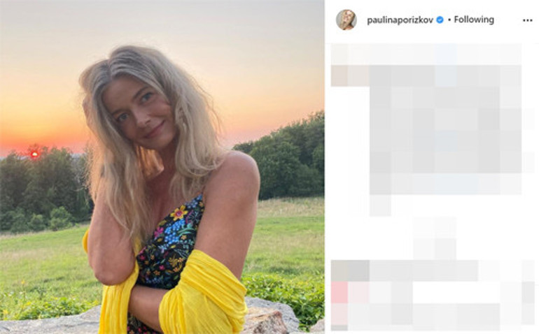 Annemle benim karın kaslarımız yıllara meydan okuyor