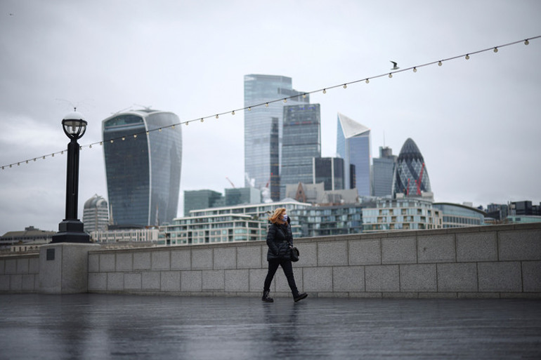 Dünya bu kararı konuşuyor Maske takmayan müşterilerin hesapları kapatılacak