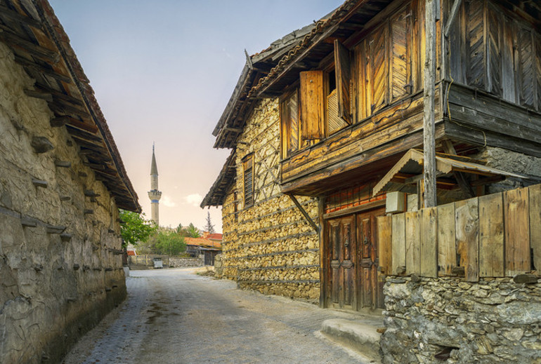 Kışın hiç uğramadığı Akdeniz köyleri