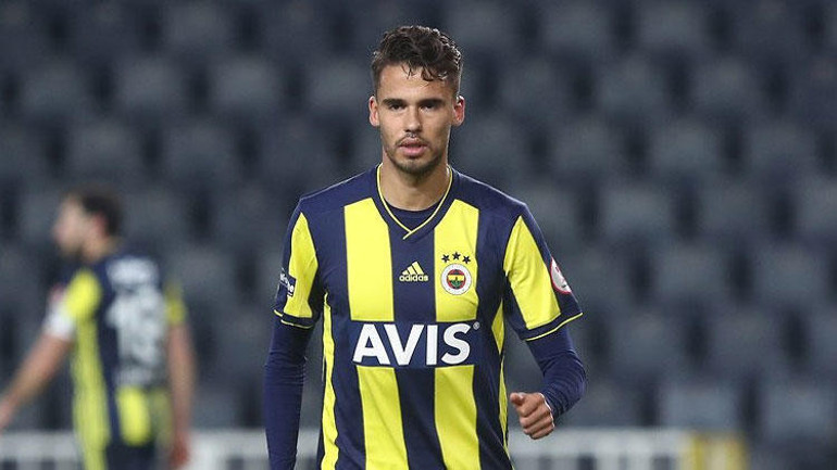 Fenerbahçeden 2,5 yılda 9 stoper transferi Toplam transfer sayısı ise...