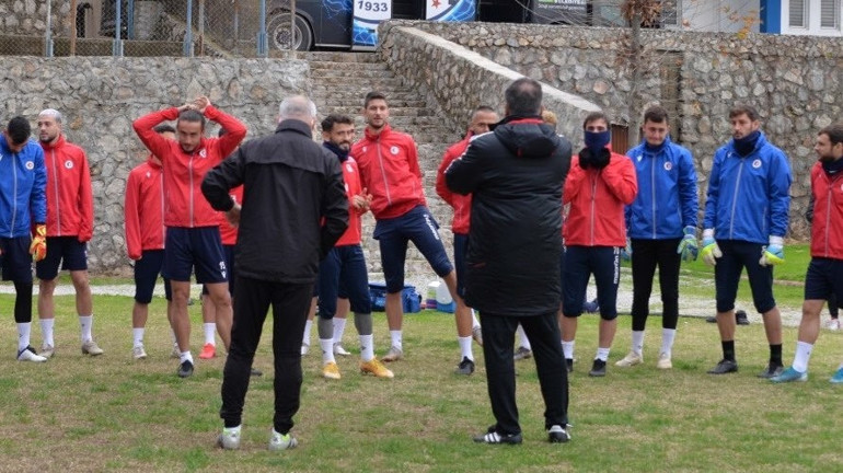 Misli.com 3. Ligde ilk yarının en başarılı ekibi Bucaspor 1928