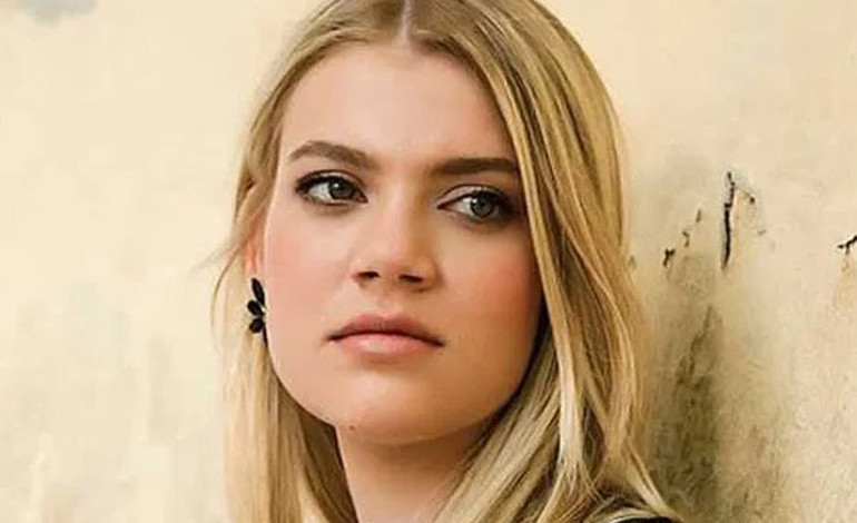 Kepenkler inik umutlar kırık