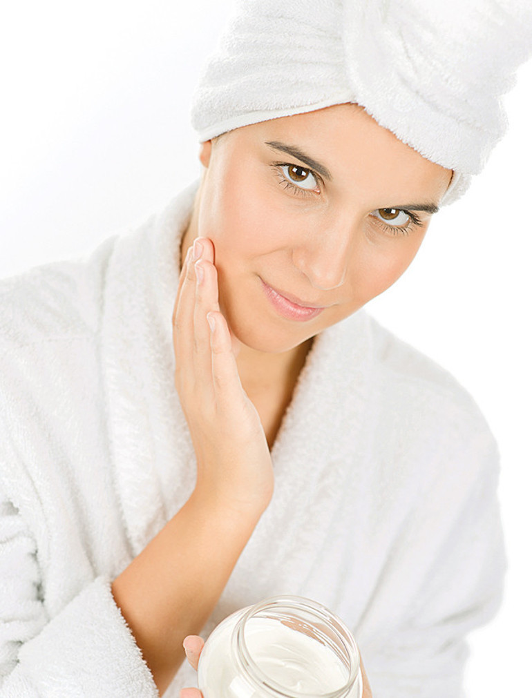 Kışa özel cilt bakım önerileri... Dermatolog Dr. Neslihan DOLAR yazdı