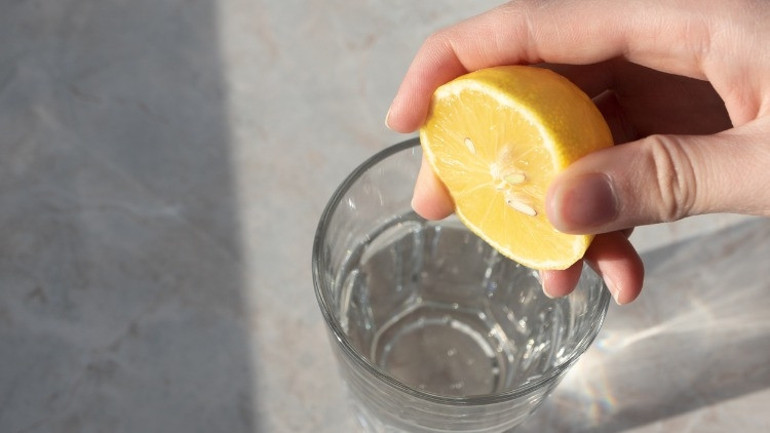 Limonlu Suyun Faydaları Neler