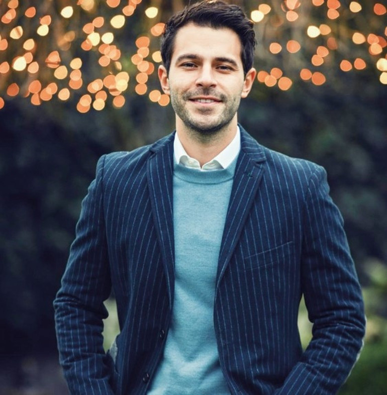 Derin de ‘köylü’ oluyor