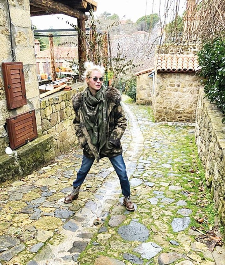 Derin de ‘köylü’ oluyor