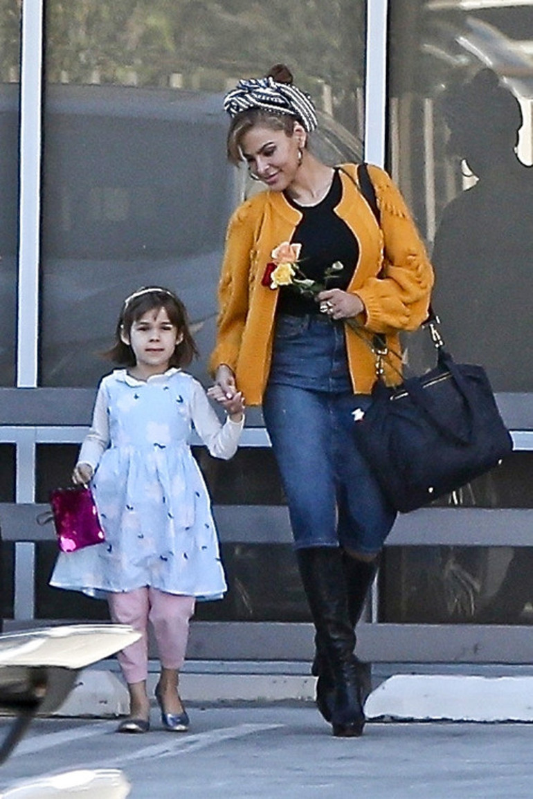 Çocukları için mesleğini feda etti