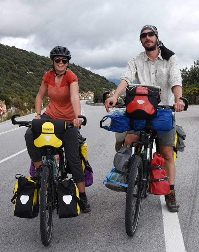 Fransız öğretmen çift bisiklet turuna Türkiyede başladı