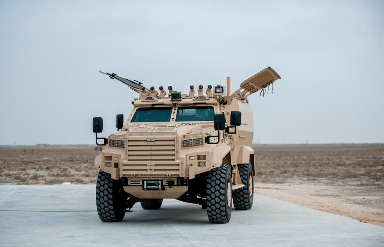 Türk zırhlısı Ejder havan topu atacak