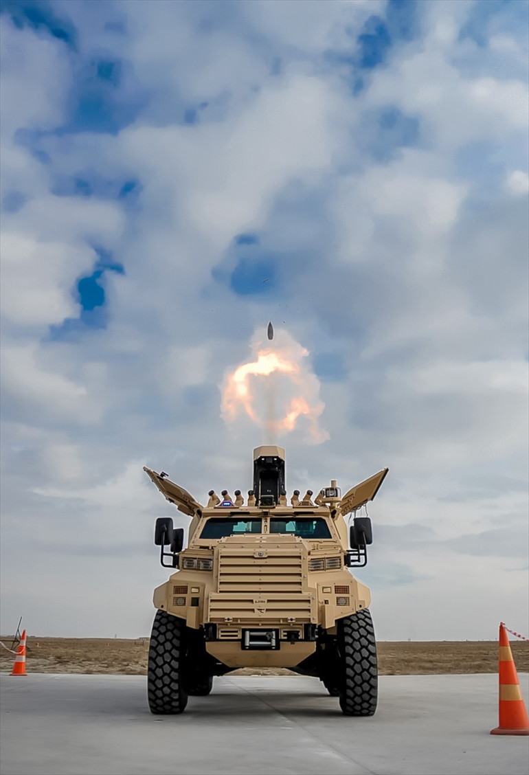 Türk zırhlısı Ejder havan topu atacak