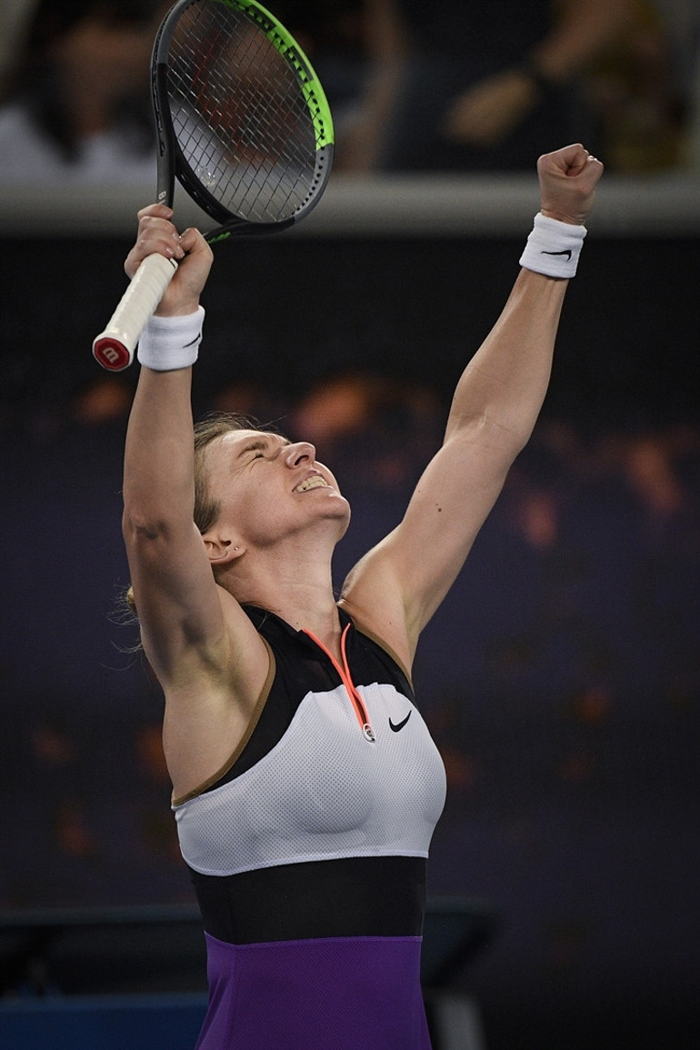 Avustralya Açık Sonuçları: Djokovic ve Halep zorlansa da 3. tura yükseldi