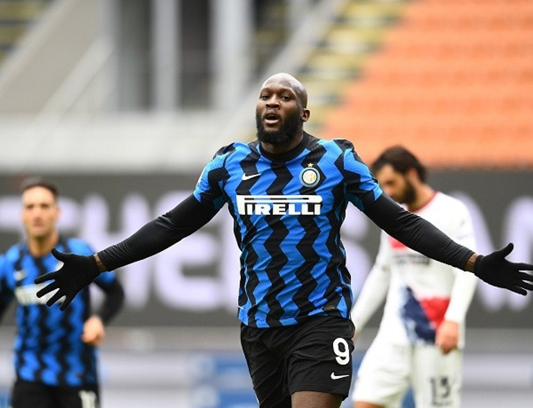Serie Ada zirve oynayan takımların golcüleri ön planda Ronaldo, Zlatan, Lukaku, Immobile...