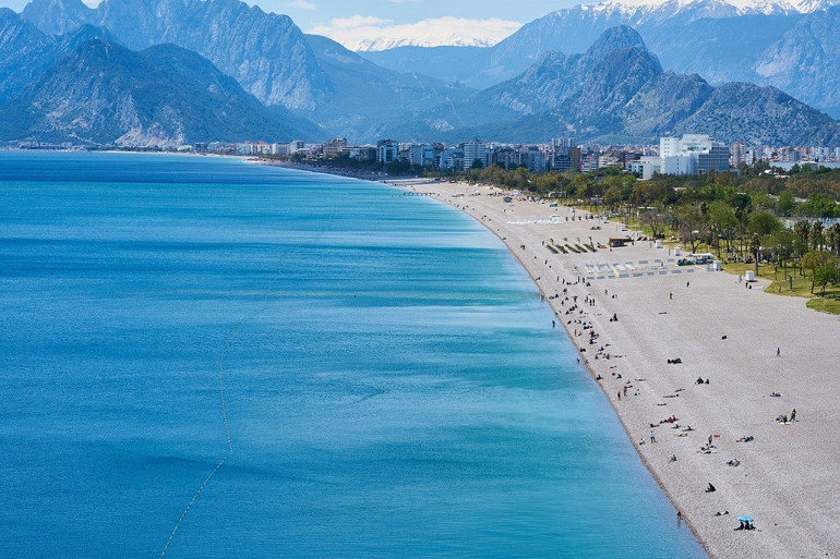 Bu yaz nasıl tatil yapacağız | 6 SORU 6 YANIT