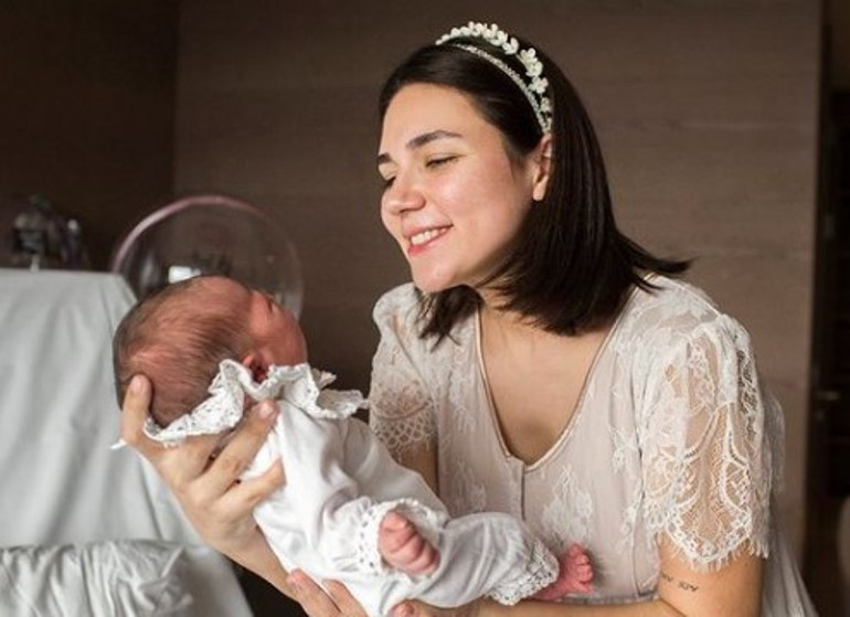 Buse Varoldan üçüncü çocuk açıklaması