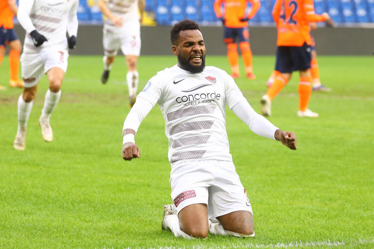 Aaron Boupendzadan Fenerbahçe ve Galatasaray açıklaması