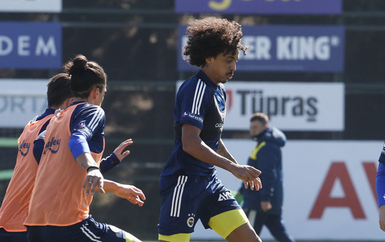 İşte Fenerbahçe’deki sakatlık gerçeği Luiz Gustavo ve Mesut Özil...
