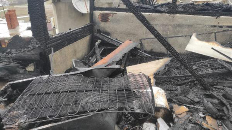 Barakada çıkan yangında 1 kişi yaralandı