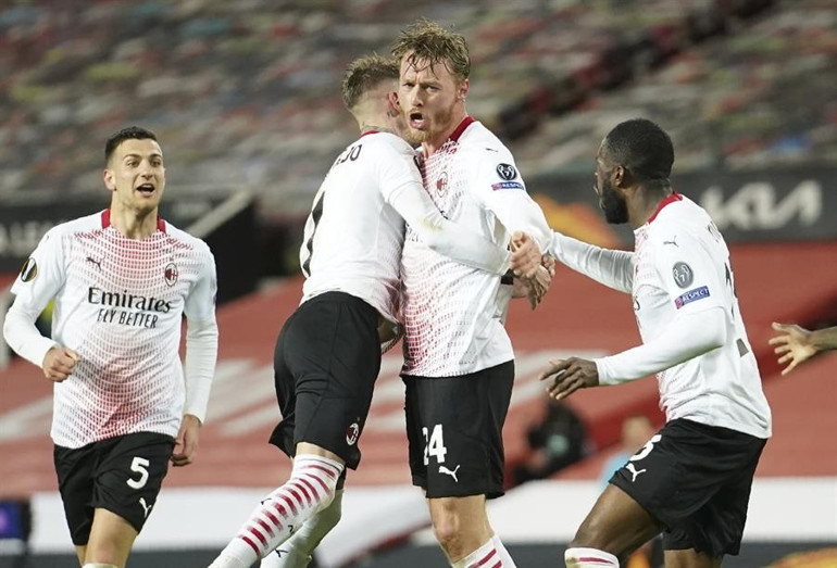 UEFA Avrupa Liginde geceye damga vurdu Roberto Soldado...