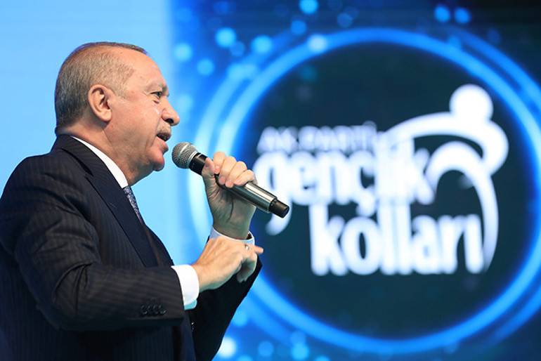 Son dakika... Cumhurbaşkanı Erdoğandan Kılıçdaroğluna sert eleştiri: Korkaksın, bitiksin