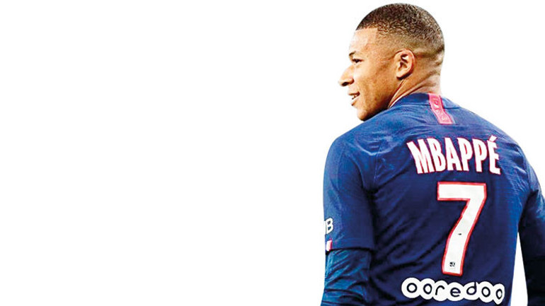 Futbolun dünü, bugünü ve geleceği