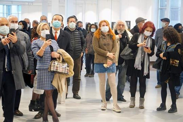 Fotoğraflarla şiirin yüzleri