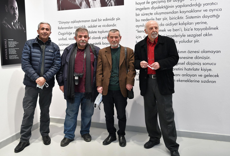 Fotoğraflarla şiirin yüzleri