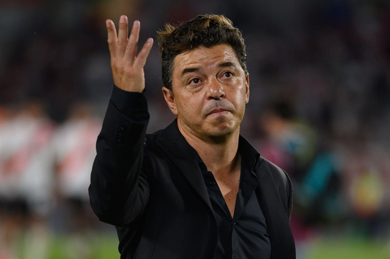 Son Dakika: Fenerbahçede Erol Bulut sonrası Joachim Löw bombası Almanlar böyle duyurdu...