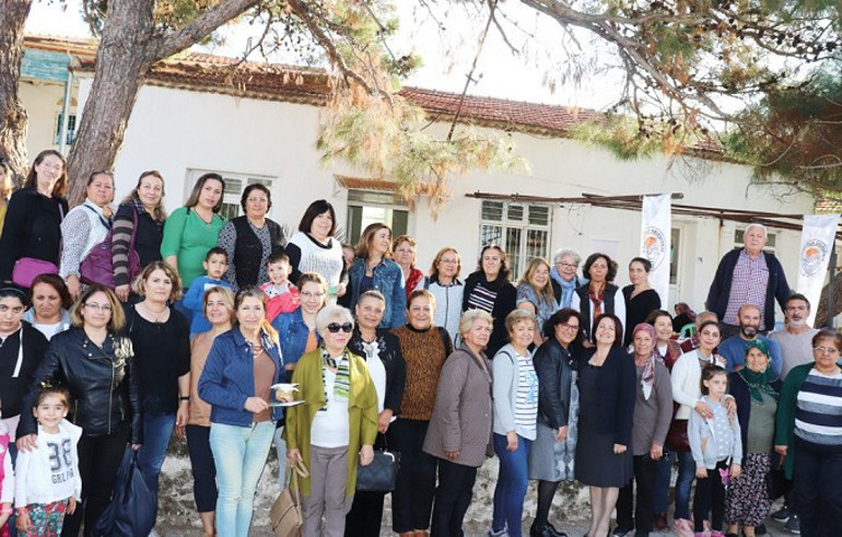 Kadın eli değince yıldızı parladı