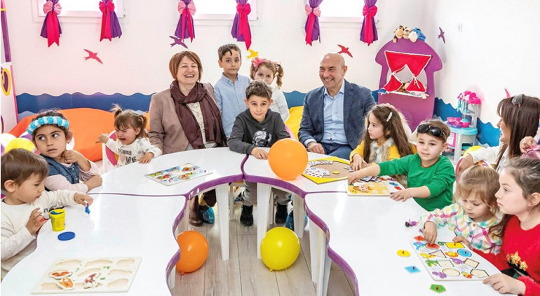 Kadın eli değince yıldızı parladı