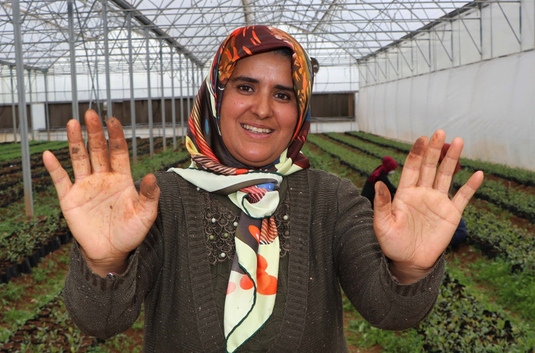 İlk defa kendi paralarını kazandılar... 7 kadın beraber kurdu Almanyaya ihraç ediyorlar