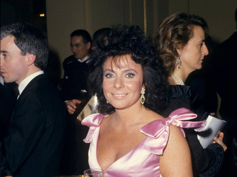 Telli duvaklı gelin oldu