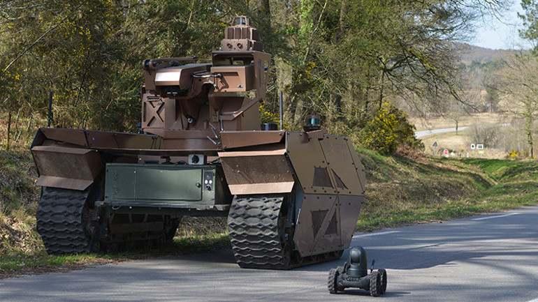 Korkulan senaryo gerçek oldu: İşte Boston Dynamicsin robot köpeğinin yeni işi