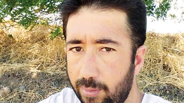 Dövdü, aldattı, benzin dökerek yaktı Gözlerini açar açmaz ilk onları sordu...