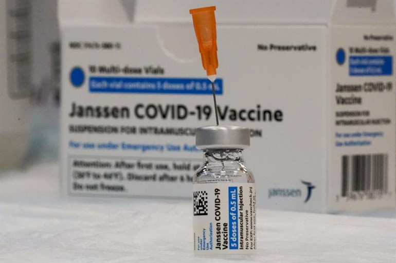 Yan etki krizi büyüyor: Johnson & Johnson aşısı için kan pıhtısı soruşturması